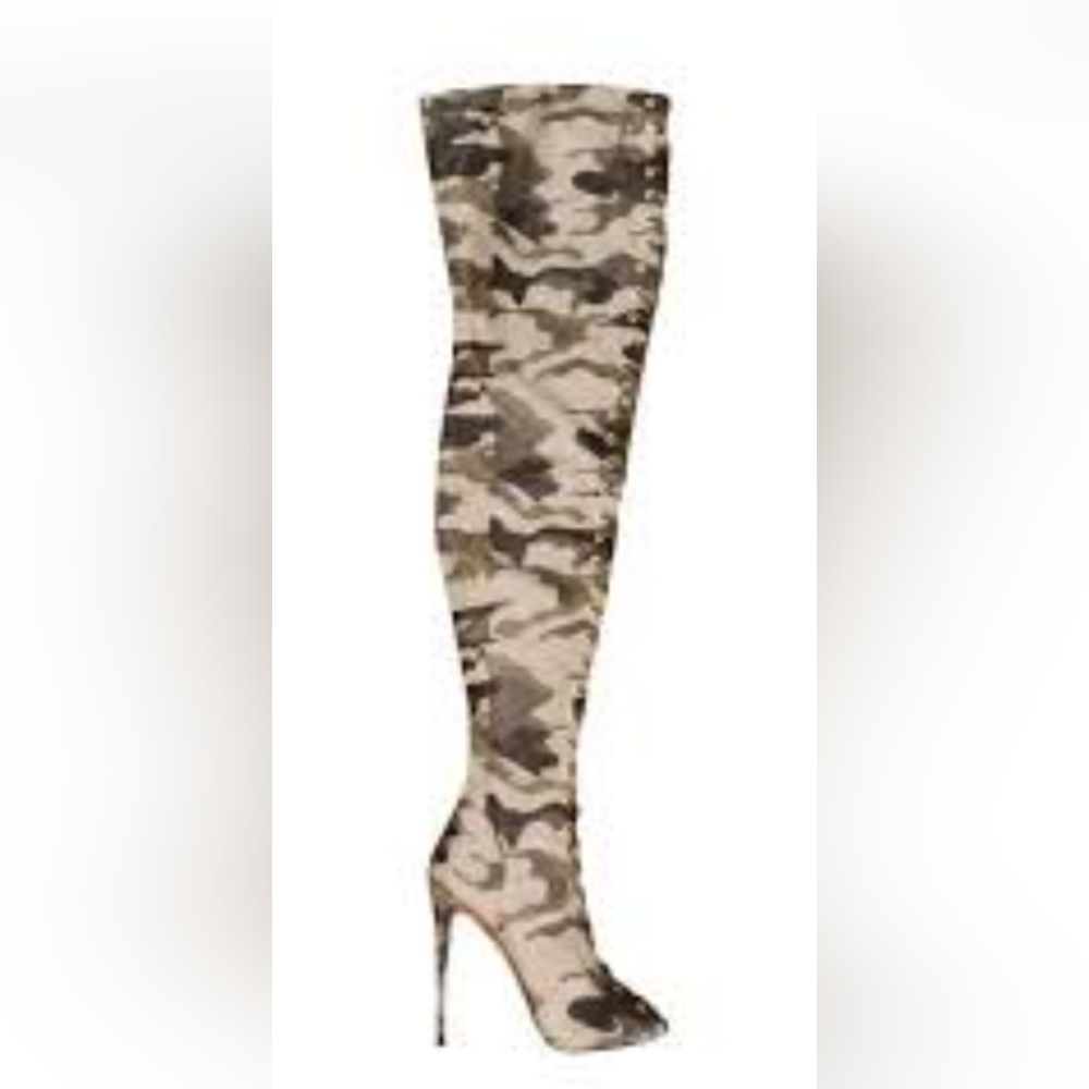 Camo Ziginy Piarry Over The Knee Boot Sz 9 New